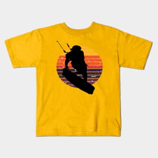 Kitesurfers Freestyle Kite Female Rider Vintage Sunset Retro Sunrise Kids T-Shirt